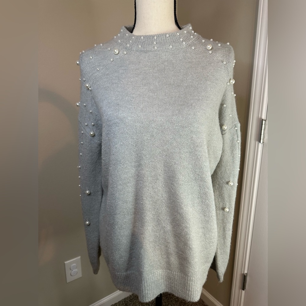 Women’s size M Gray Sweater with Pearl Beaded Accents